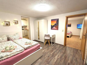 B3 - Urlaubsmagie Kleine Wohnung für 4P direkt am Wanderweg mit eigener Terrasse